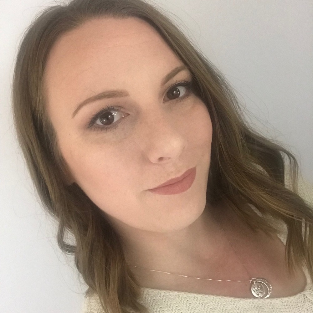 Meet your Posher, Jillian